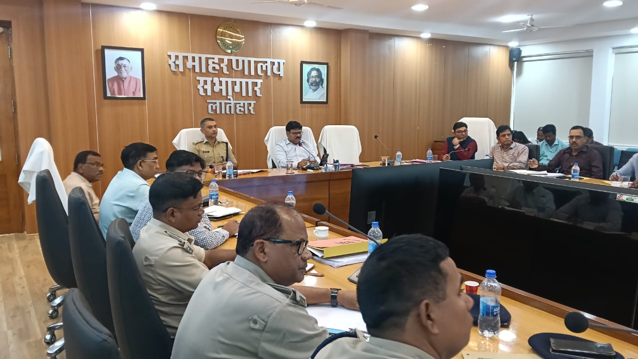 मादक पदार्थों के अवैध कारोबार एवं नशीली दवाओं के दुरुपयोग पर प्रभावी नियंत्रण के निर्देश