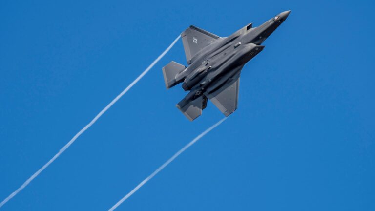 Why Washington says it won't send fighter jets to Ukraine