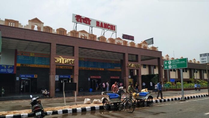 नए साल पर रांची रेलवे स्टेशन का बदला रूप, साउथ गेट और प्लेटफॉर्म-6 से ट्रेनों की शुरुआत