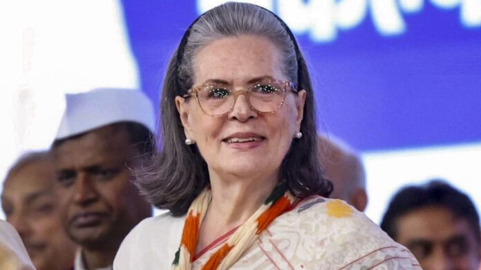 Jharkhand News: सोनिया गांधी का मोदी सरकार पर आरोप, 100 मीटर से कम ऊंचाई वाली पहाड़ियों में खनन छूट