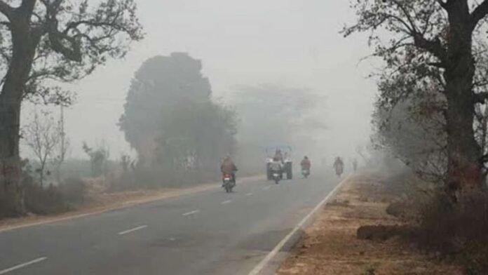Jharkhand Weather News: झारखंड में ठंड का कहर अगले तीन दिनों तक जारी, रात के तापमान में और गिरावट