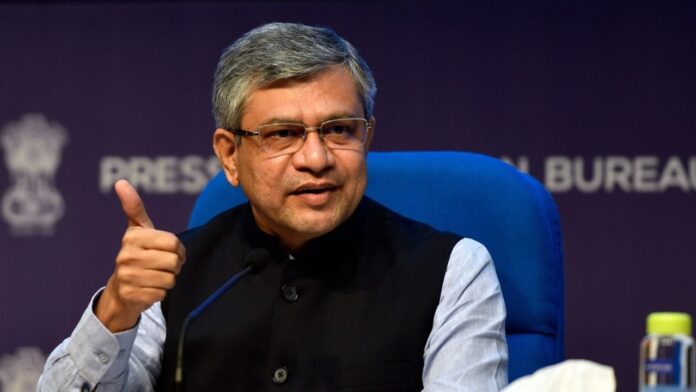 Jharkhand News: वित्त मंत्री निर्मला सीतारमण ने पेश किया 2026-27 का बजट, झारखंड को क्या मिला रेल बजट में?