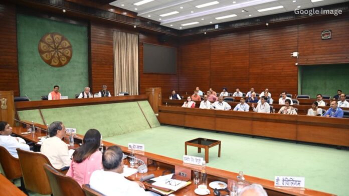 Jharkhand विधानसभा बजट सत्र में चतुर्थ श्रेणी कर्मचारियों को बिना परीक्षा लिपिक बनाने पर चर्चा