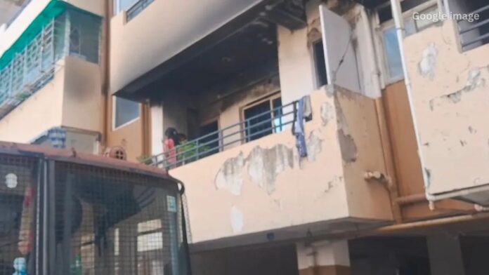 Jharkhand News: रांची के सेल सिटी सोसाइटी में फ्लैट में भीषण आग, दो महिलाएं फंसीं और बचाई गईं