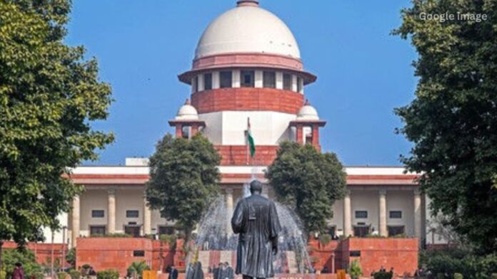 Jharkhand News: हाईकोर्ट के आदेश को चुनौती देने के बाद सुप्रीम कोर्ट ने सुजॉय घोष को बड़ी राहत दी