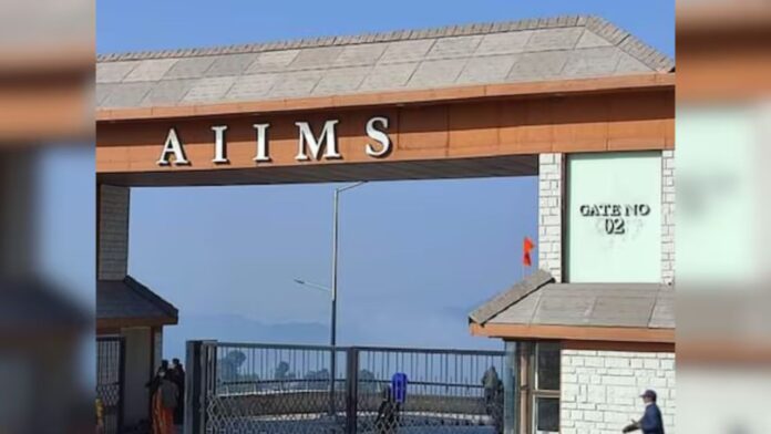 Jharkhand News: सांसद ढुलू महतो की पहल से छाताटांड़ गांव में पाइपलाइन से पेयजल आपूर्ति शुरू