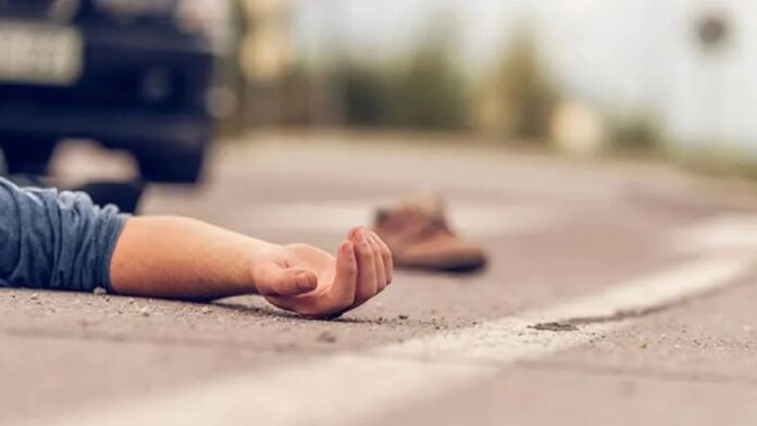 Jharkhand News: होली के बाद लौटते समय सैप जवान मनोज पांडेय सड़क हादसे में घायल