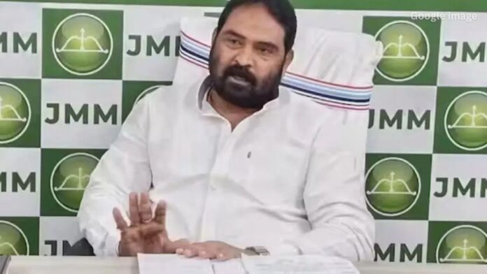 Jharkhand News: जमशेदपुर कोषागार जांच में बड़ा खुलासा डीसी ने दिए सख्त निगरानी के आदेश