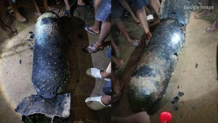 Jharkhand News: बहरागोड़ा में संदिग्ध सिलेंडर बम मिलने से इलाके में भारी दहशत